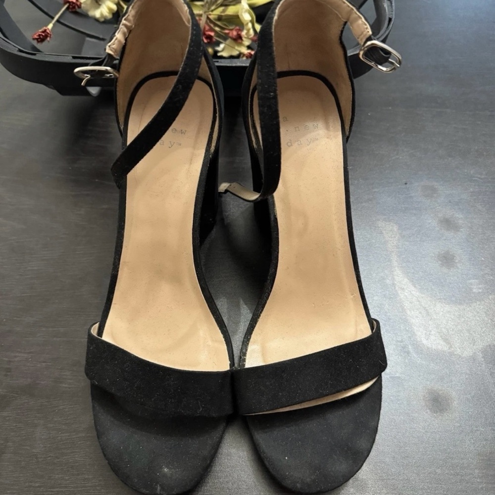 a new day Black Heels Elegant Minimalist Design